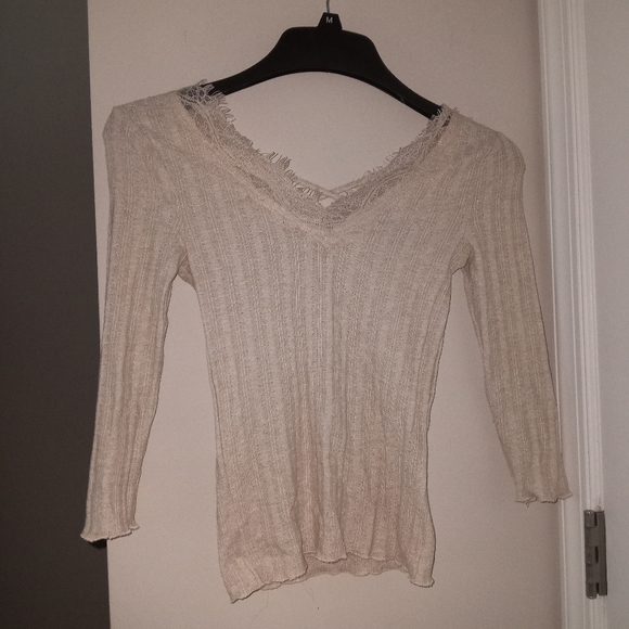 Rue 21 cream long sleeve top with lace size extra small - Picture 1 of 6